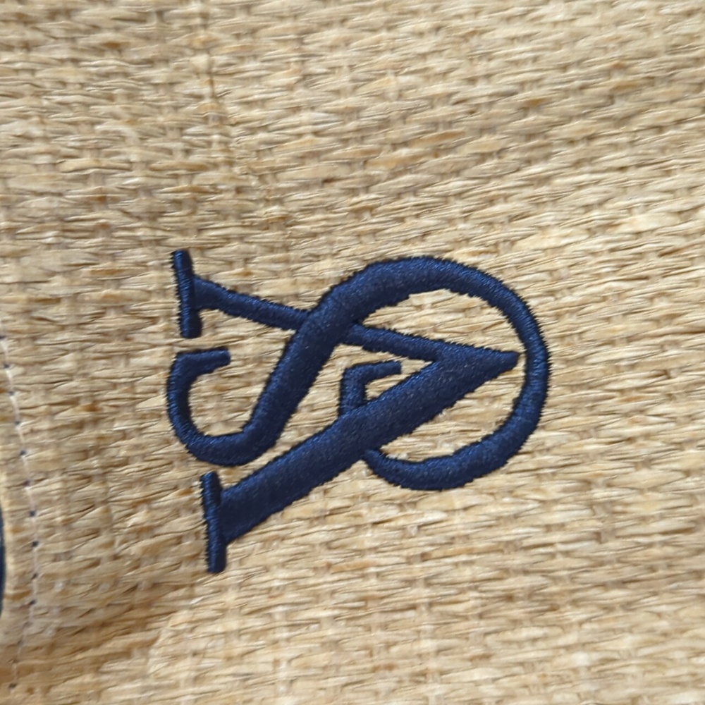 Victoria's Secret Demin And Woven Rattan Beach Tote Bag - Picture 5 of 8